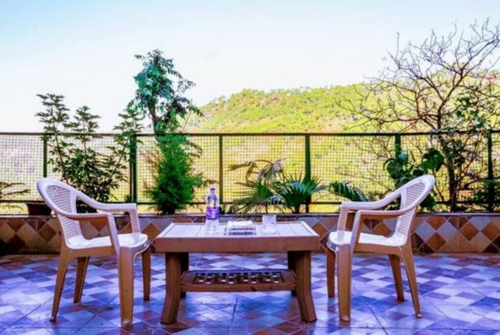 Fairview Wayside Villa Kasauli Eksteriør bilde