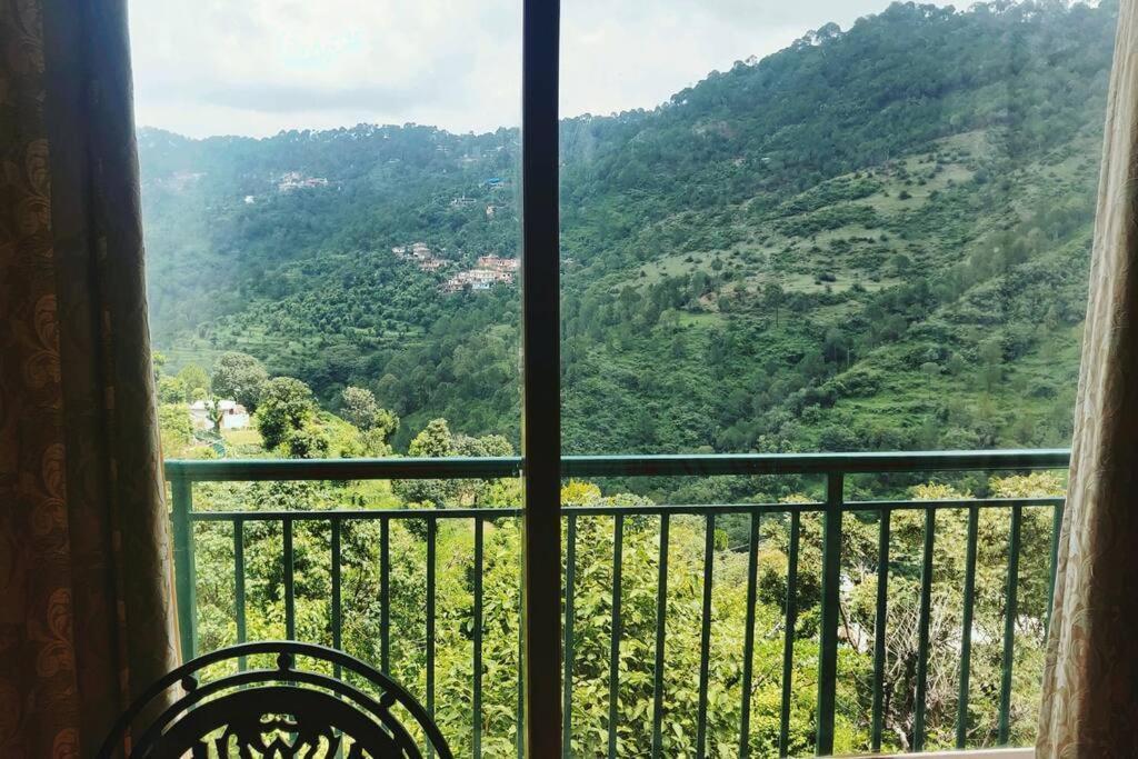 Fairview Wayside Villa Kasauli Eksteriør bilde